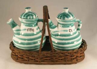 Gmundner Keramik-Essig/l-Garnitur mit Krbchen braun